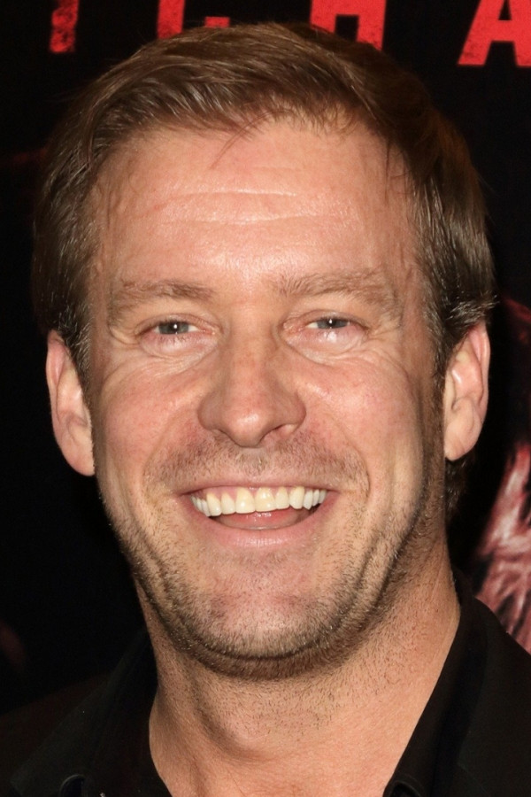 Dan Richarson backdrop