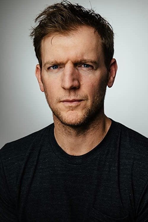 Klif Çemberlin backdrop