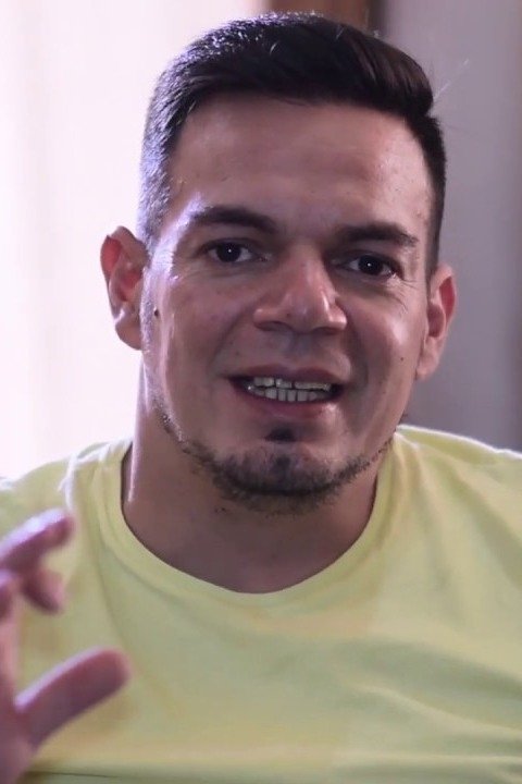 Aníbal Ortíz backdrop