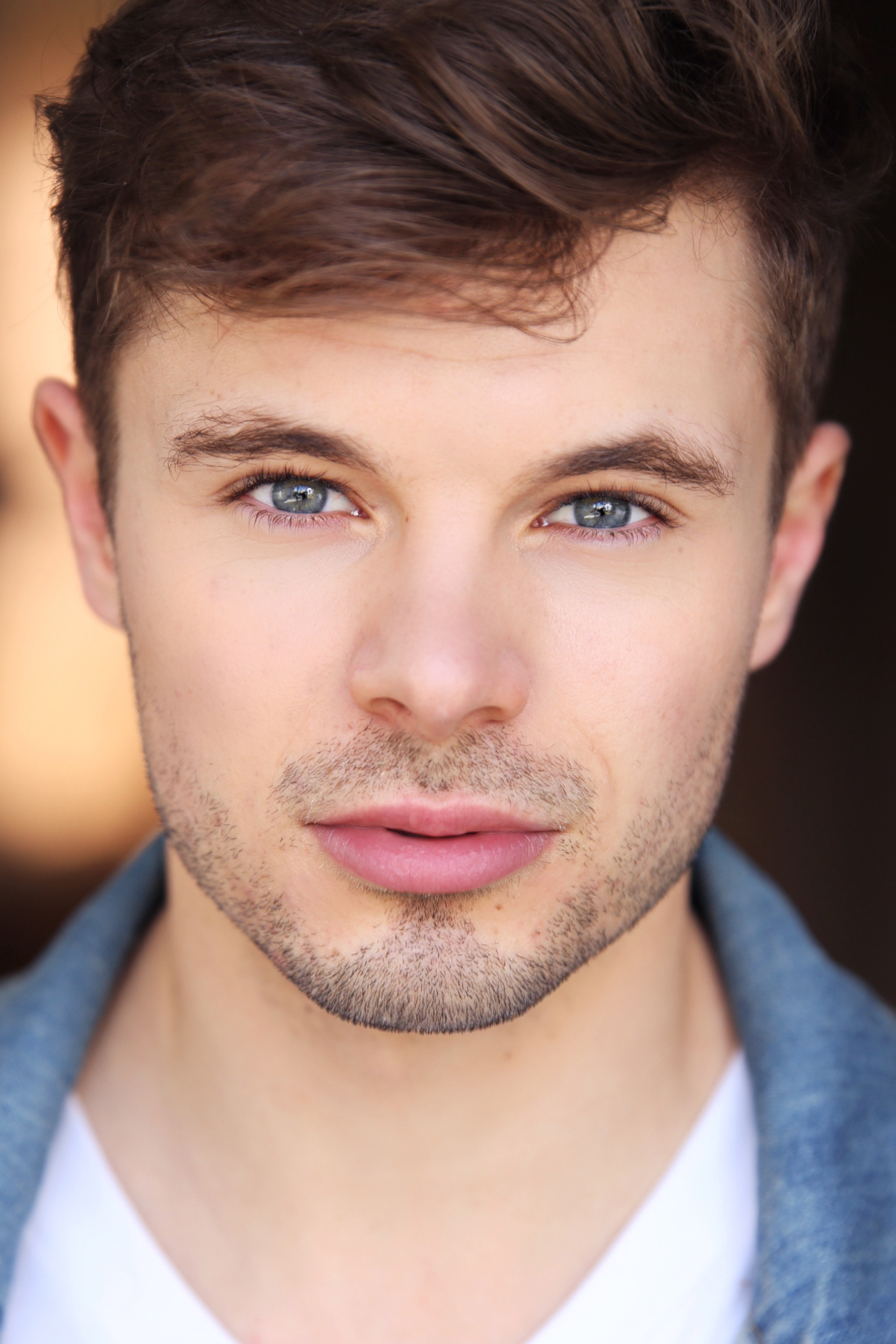 Xheims Niti backdrop