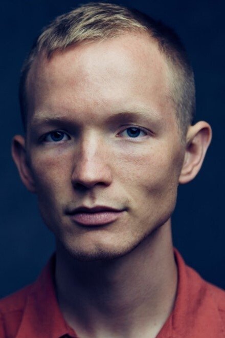 Xheferson Uajt backdrop