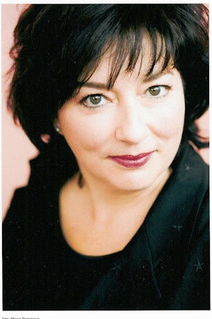 Yvonne Naef backdrop