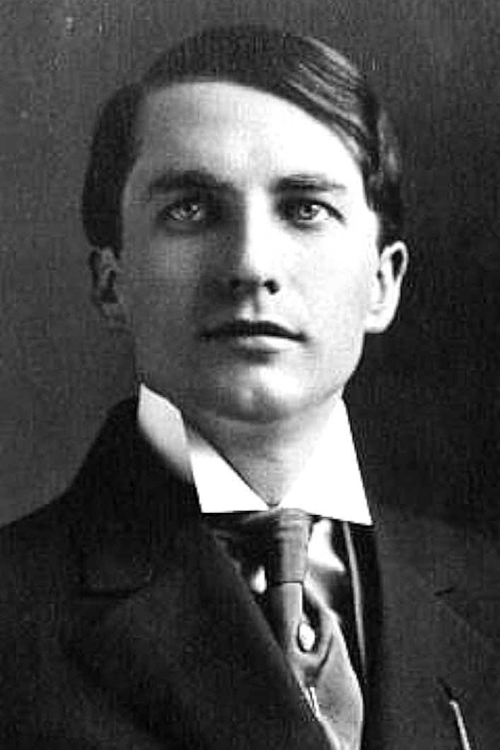 Gaj Kumbës backdrop