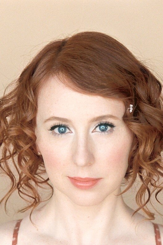 Jennifer Holloway backdrop