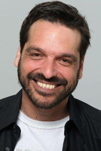 Rafael Reaño backdrop