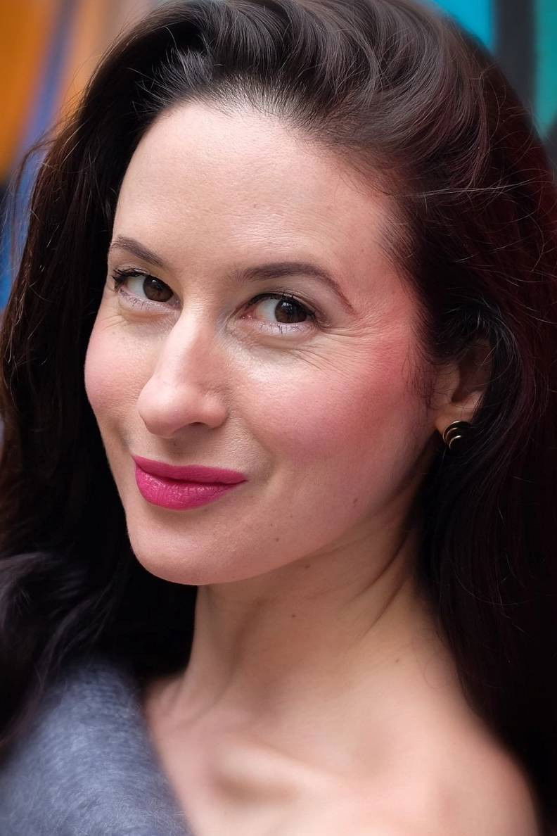 Lydia Piechowiak backdrop