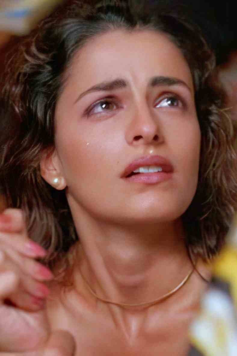 Helen Brodie → Helen Brodi backdrop