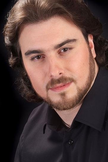 Gabriele Viviani backdrop