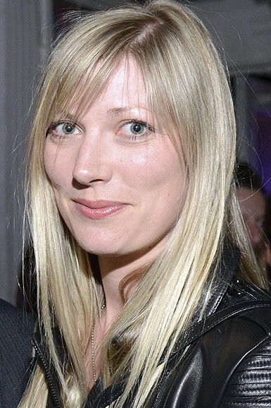 Elvira Lind backdrop