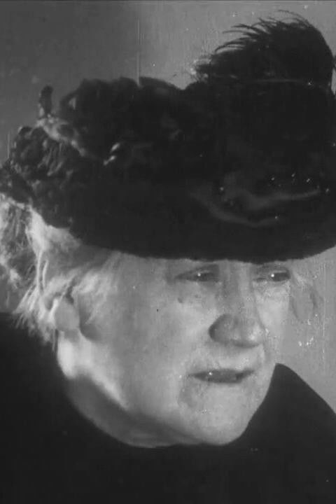 Irma Perrot backdrop