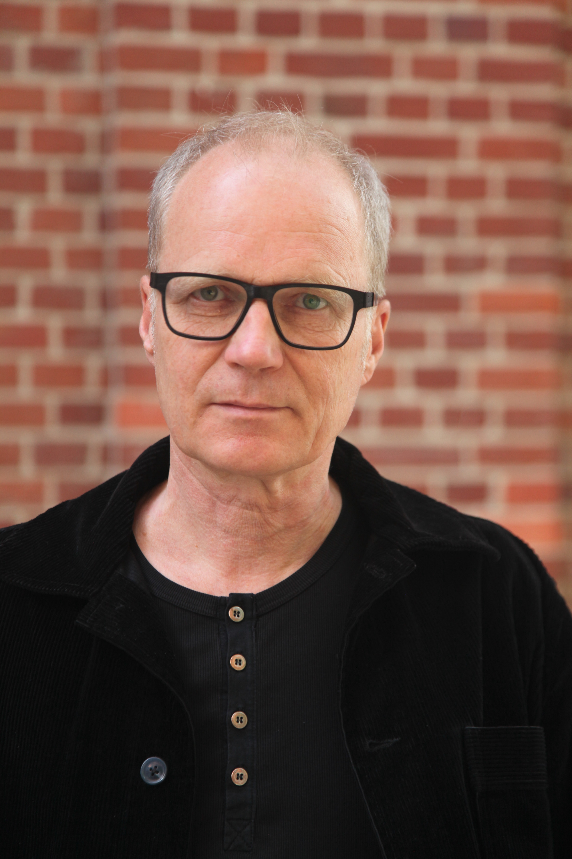 Robert Bramkamp backdrop