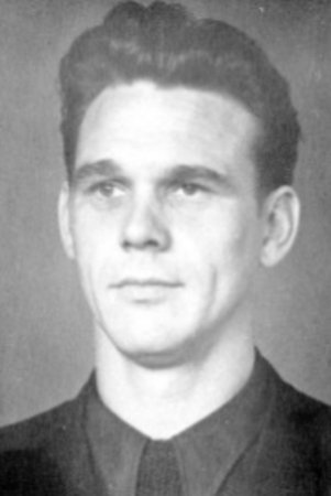 Anatoliy Sazonov backdrop