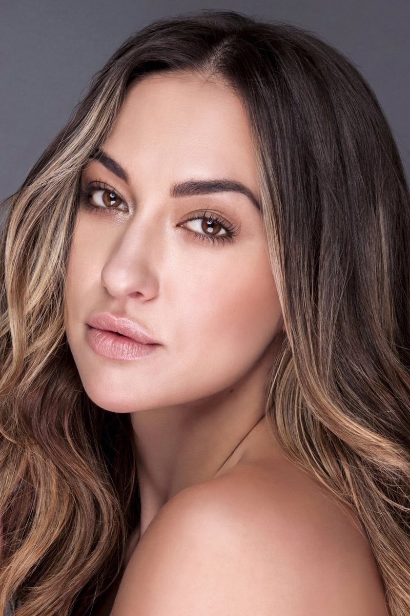 Tasya Teles backdrop