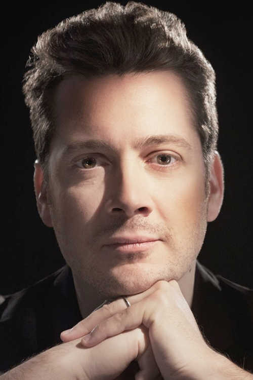 Benoît Cauden backdrop