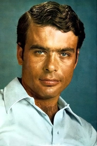 Yannis Poulopoulos backdrop