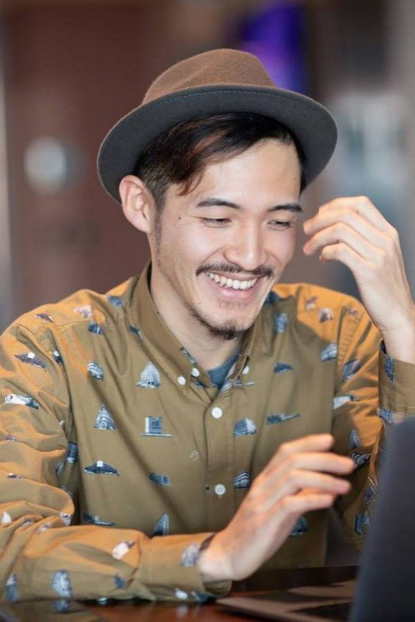 Hiroki Kamada backdrop