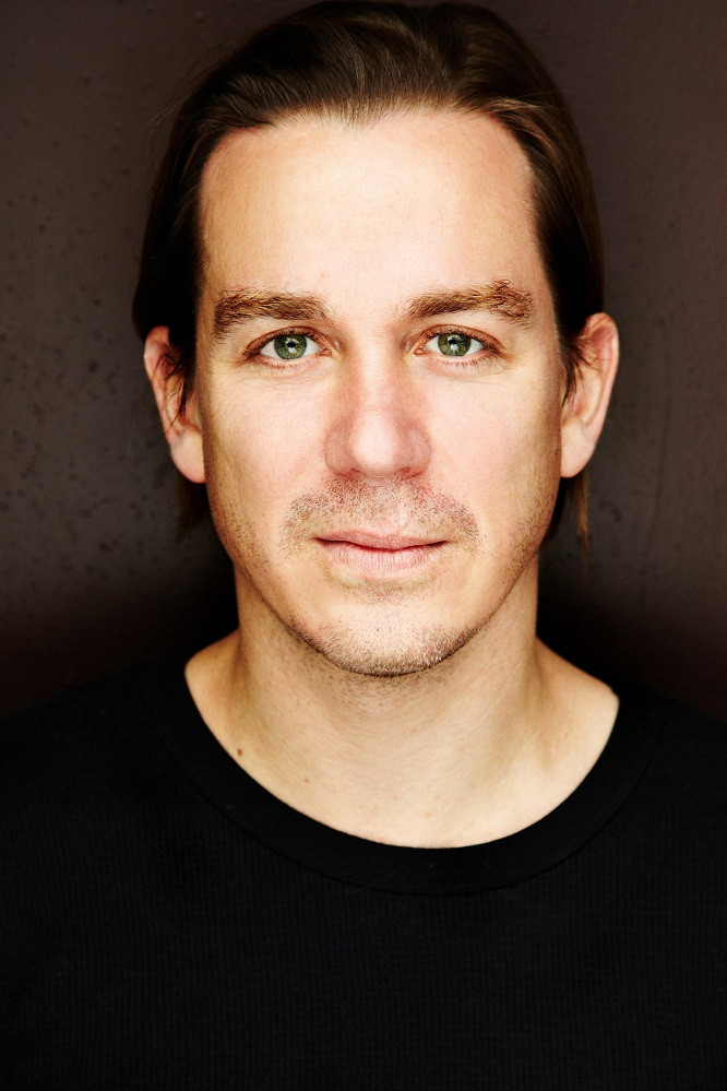 Travis Cotton backdrop