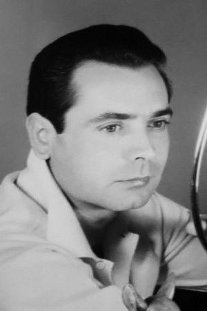 Giorgos Lefteriotis backdrop