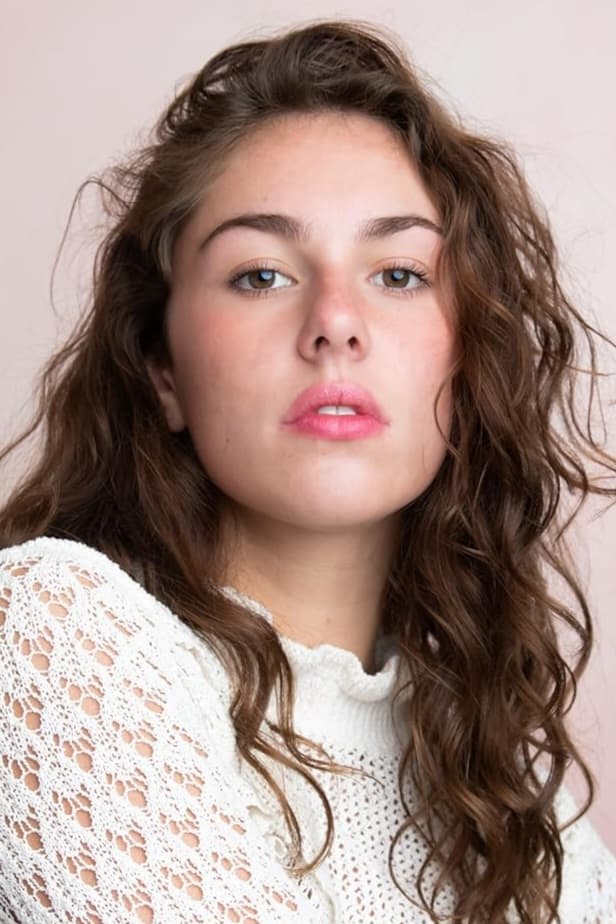 Eloise Webb backdrop