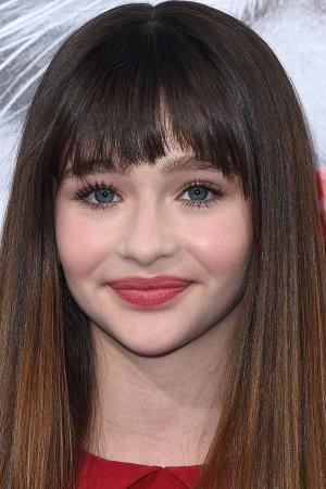 Malina Weissman backdrop