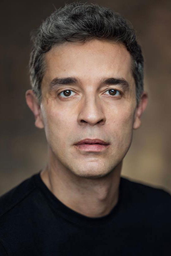 Paulo Azevedo backdrop