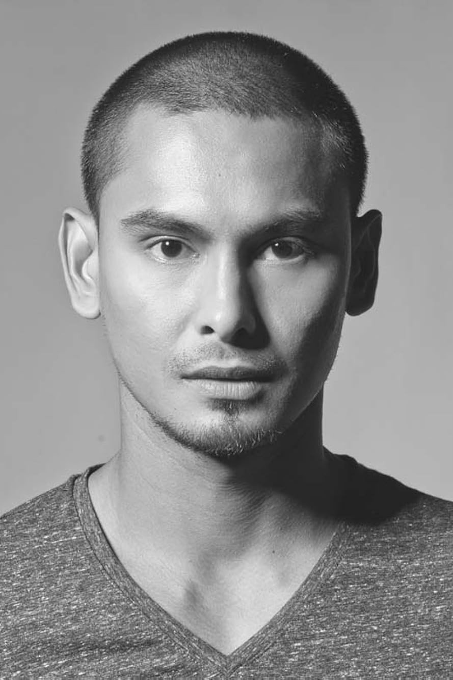 Marx Topacio backdrop