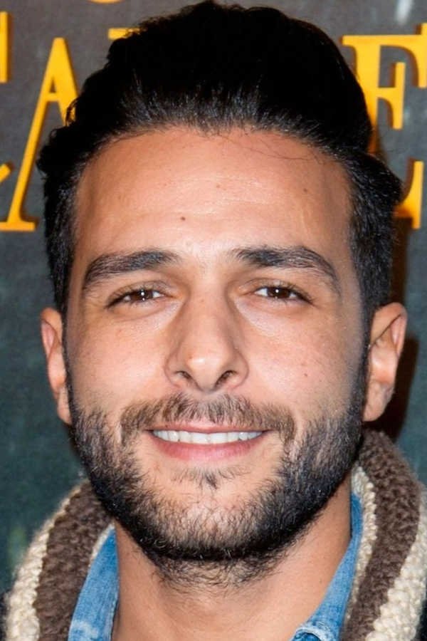 Maxim Nucci backdrop