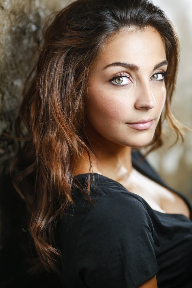 Nikki Runeckles backdrop