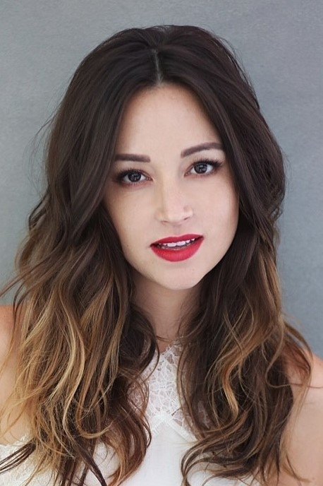 Nelly Tagar backdrop