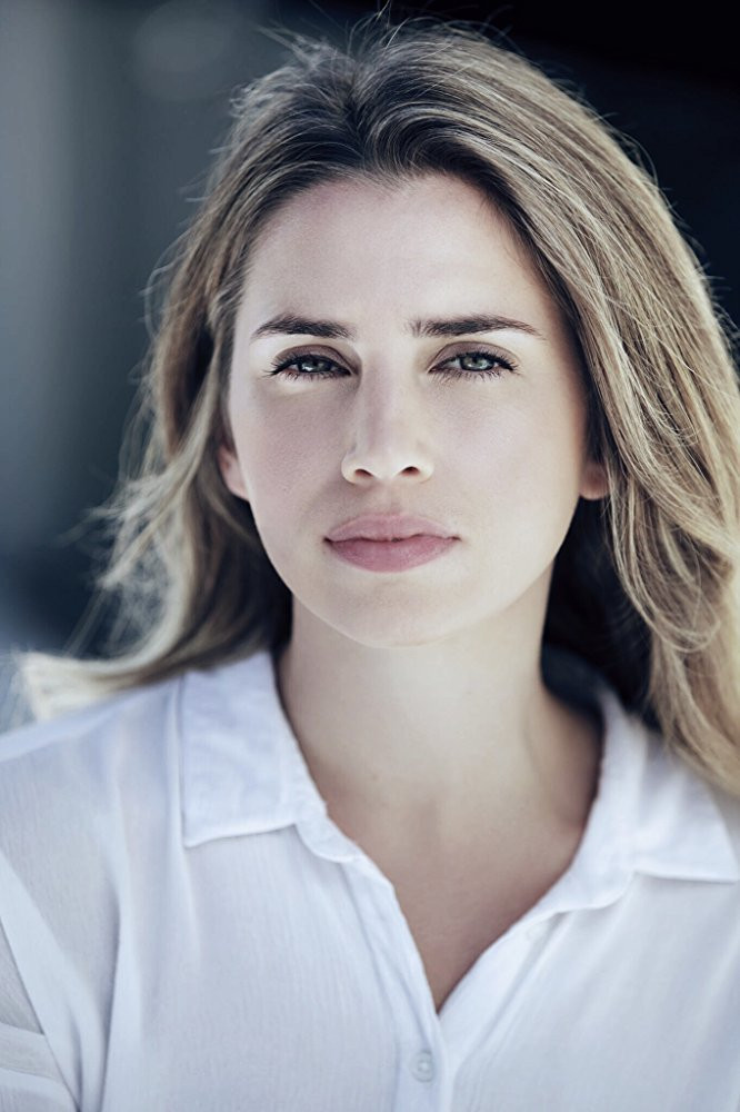 Jesse McGinn backdrop