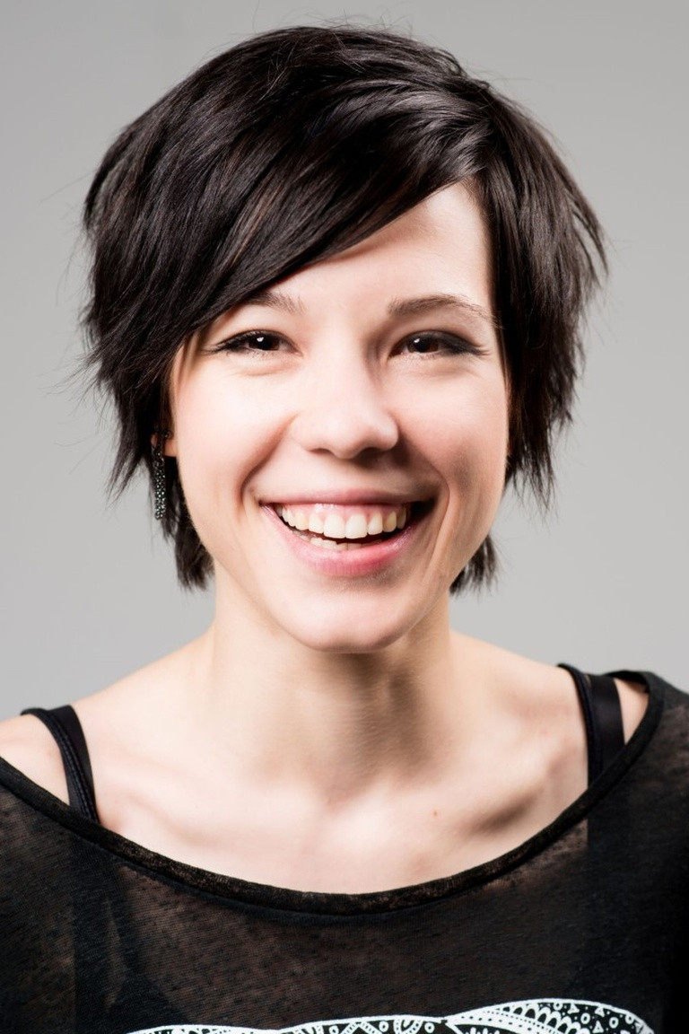 Laura Maria Heid backdrop