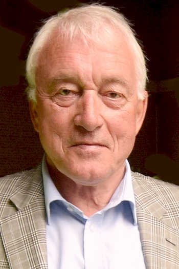 Paul Van Himst backdrop