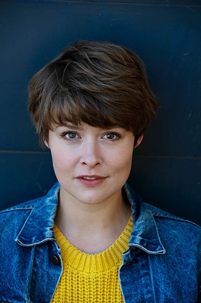 Laura Louisa Garde backdrop