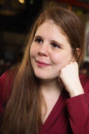 Mészáros Piroska → Mészarosh Piroshka backdrop