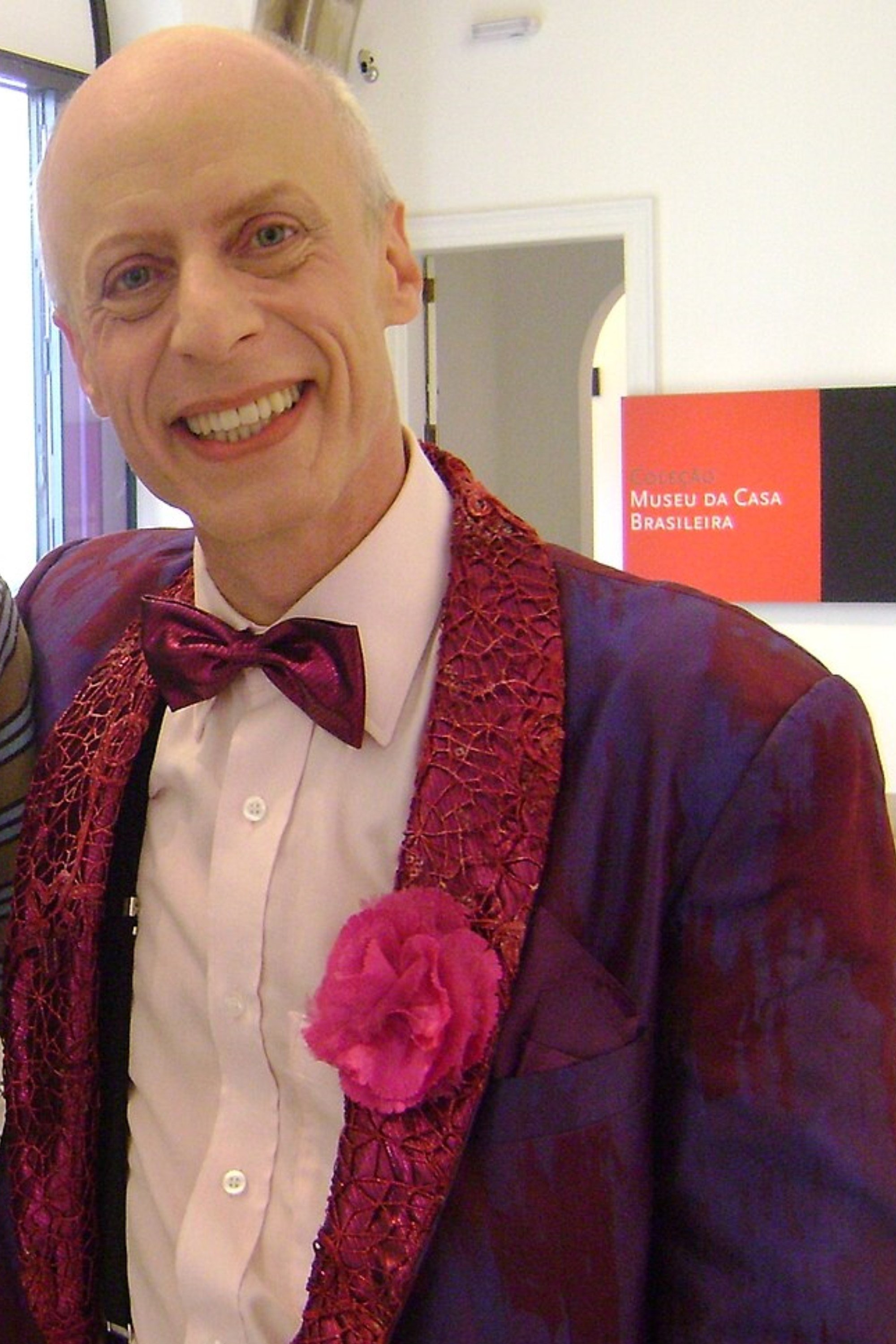 Carlos Moreno backdrop