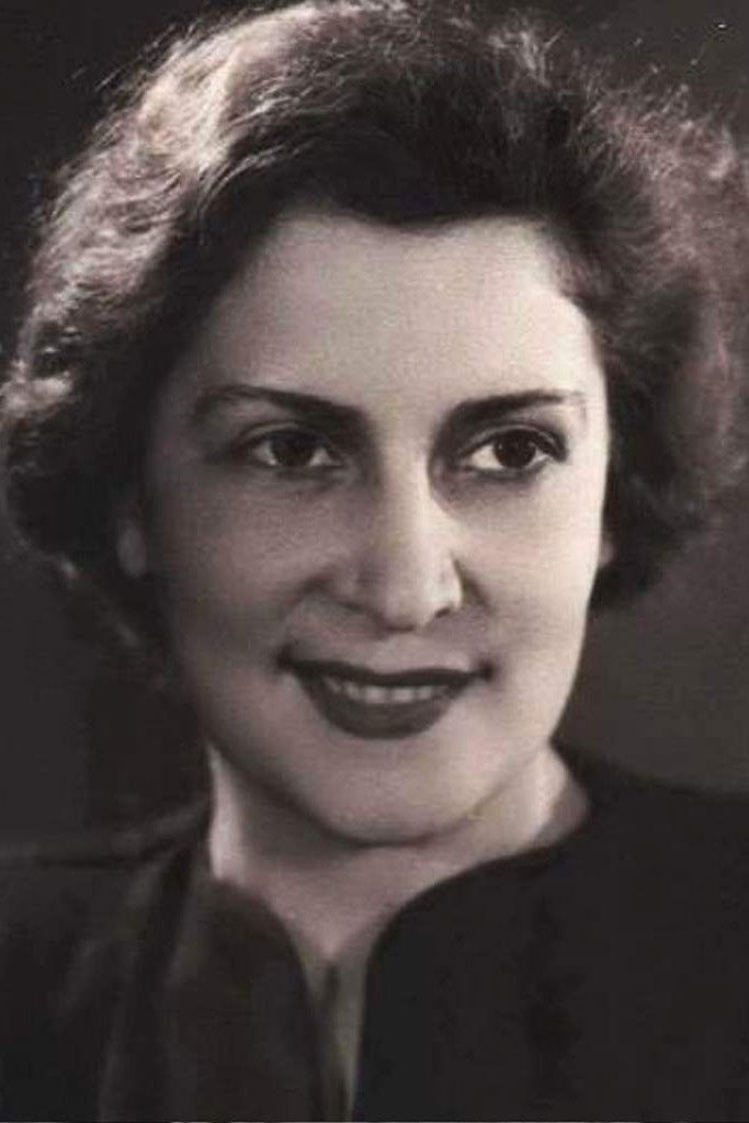 Tatyana Makhmuryan backdrop