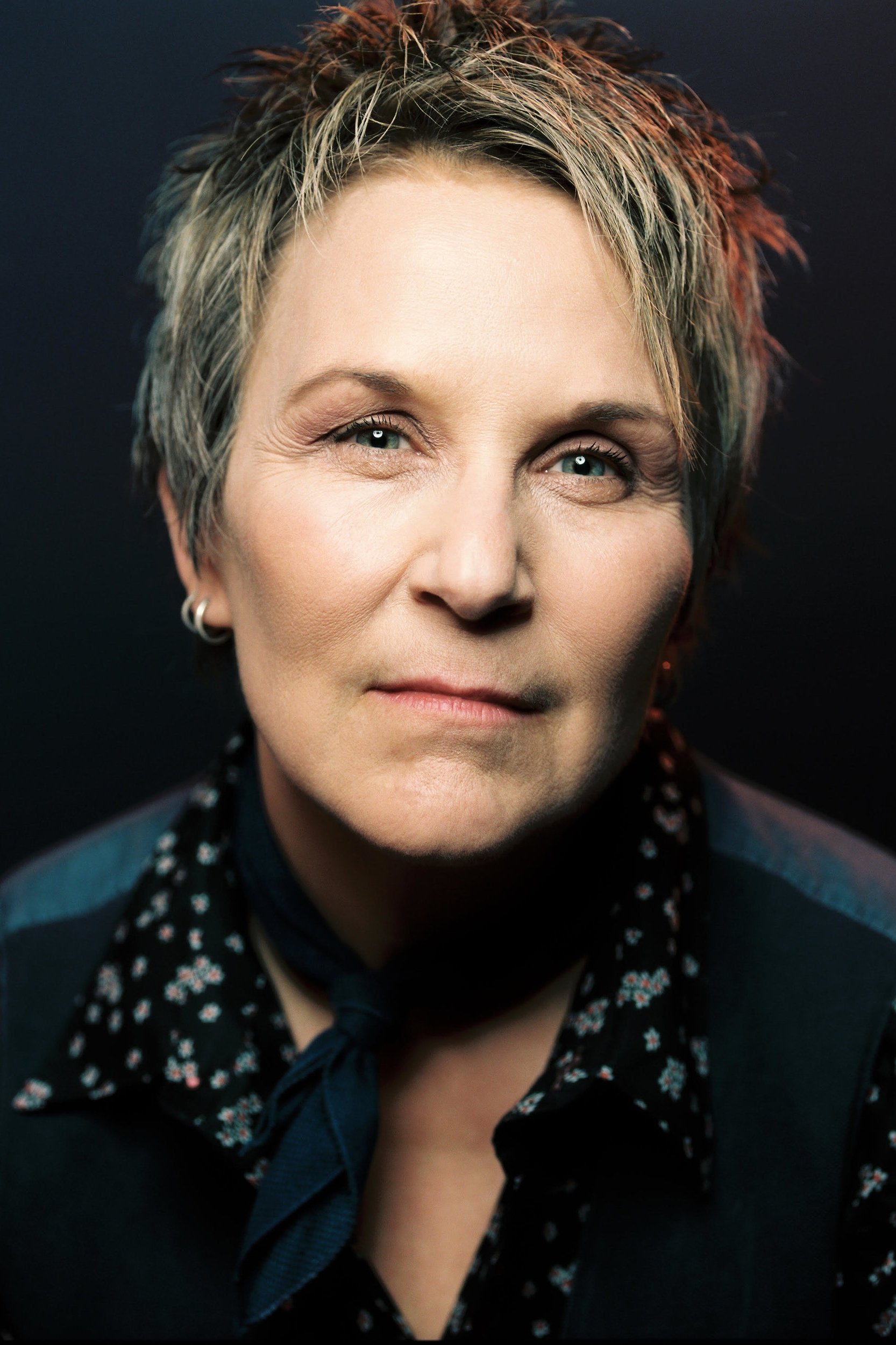 Mary Gauthier backdrop