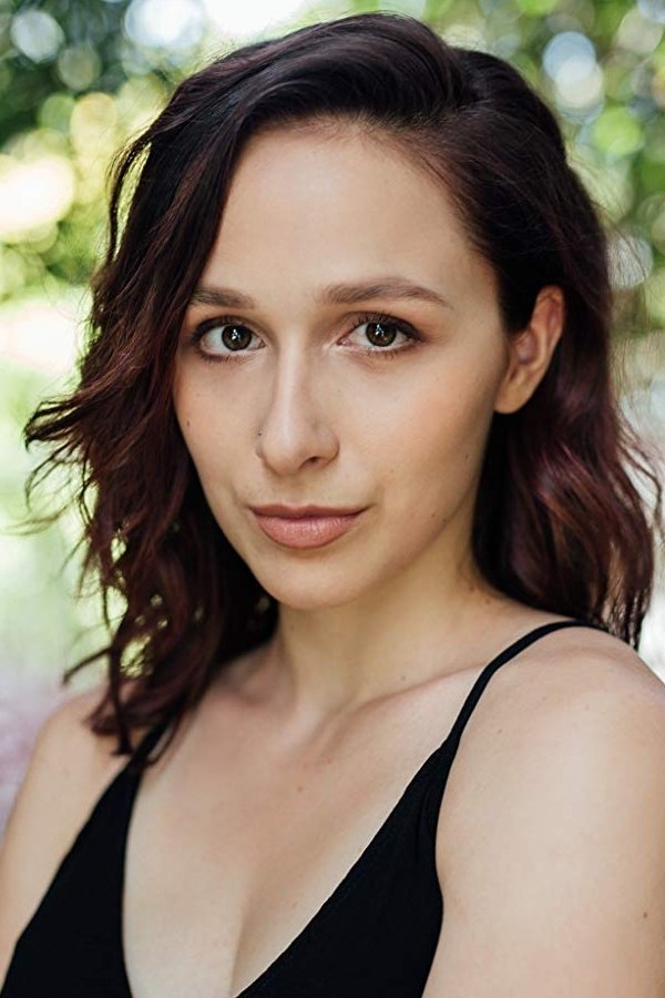 Piéra Forde backdrop