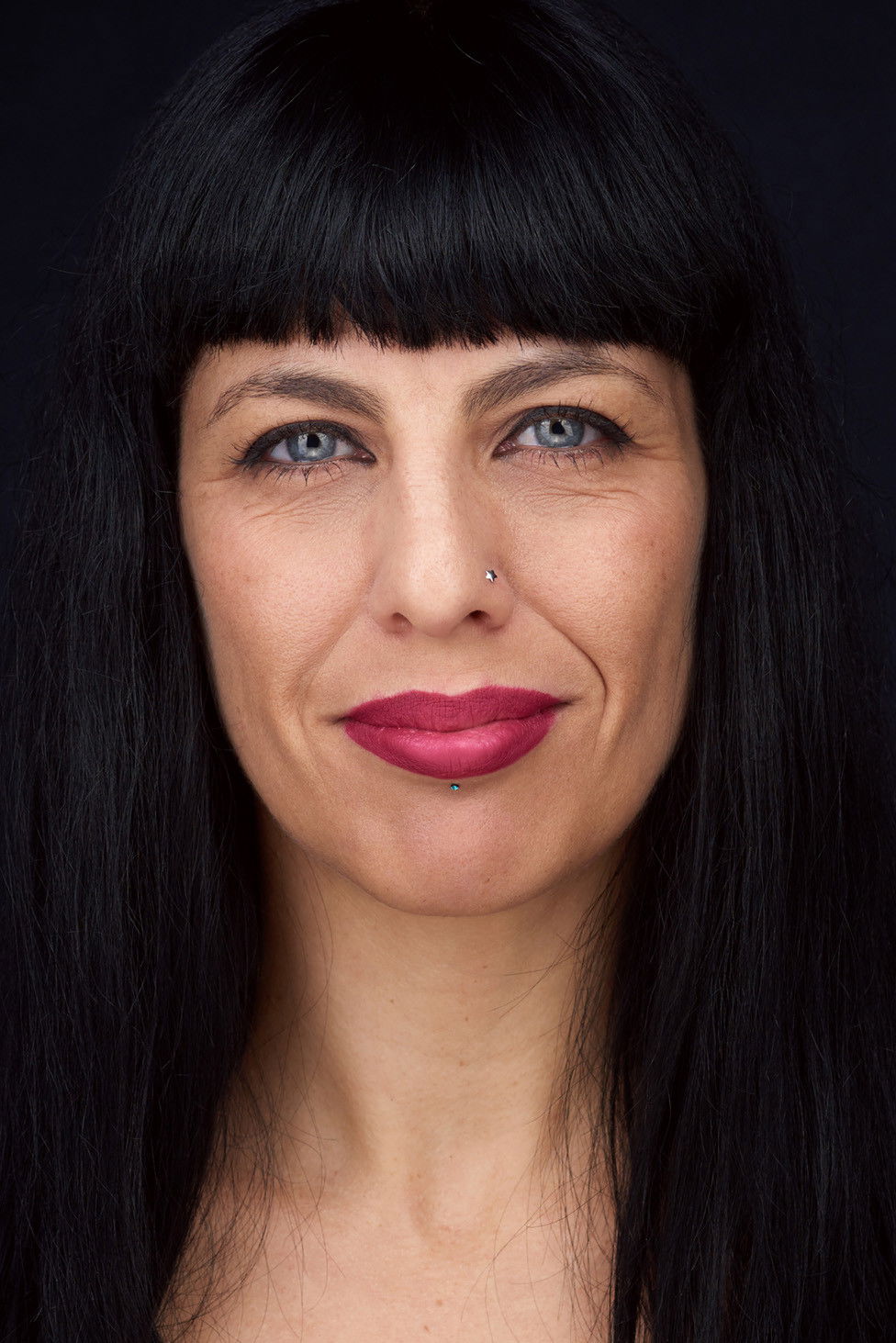 Cláudia Carvalho backdrop