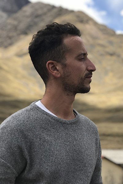 Chems Eddine Amar backdrop