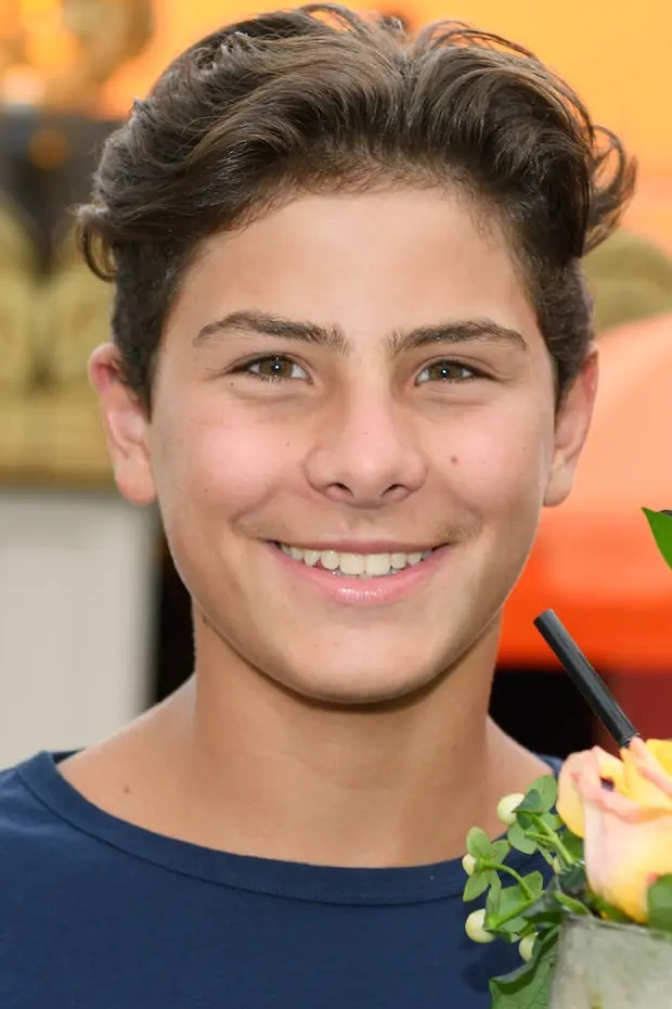 Jonas Hartmann backdrop