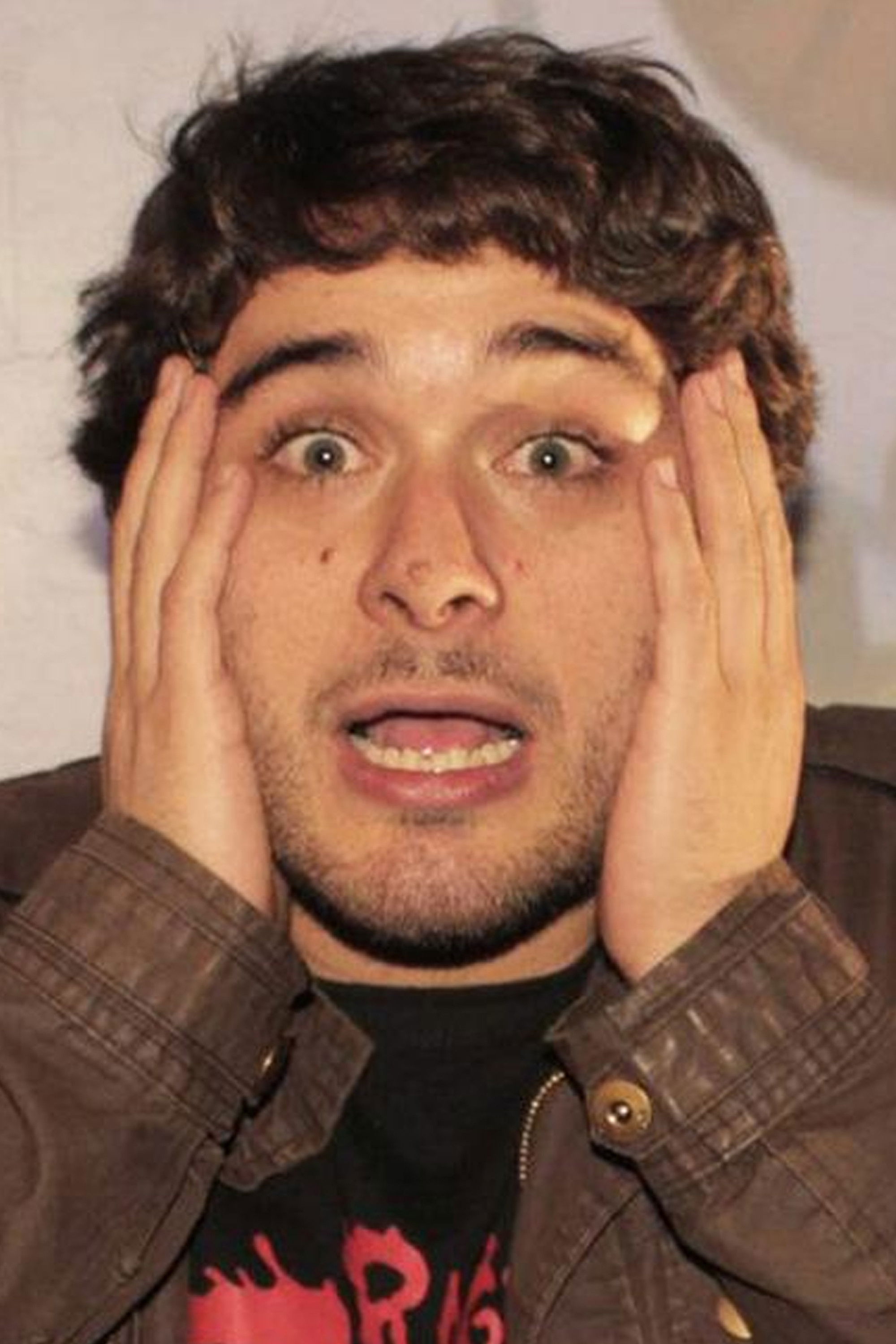 Esteban Rojas backdrop