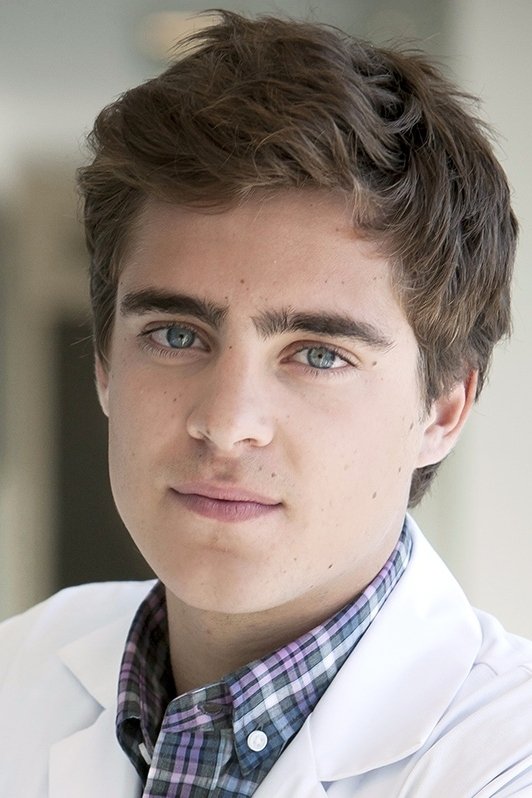 Clément Moreau backdrop