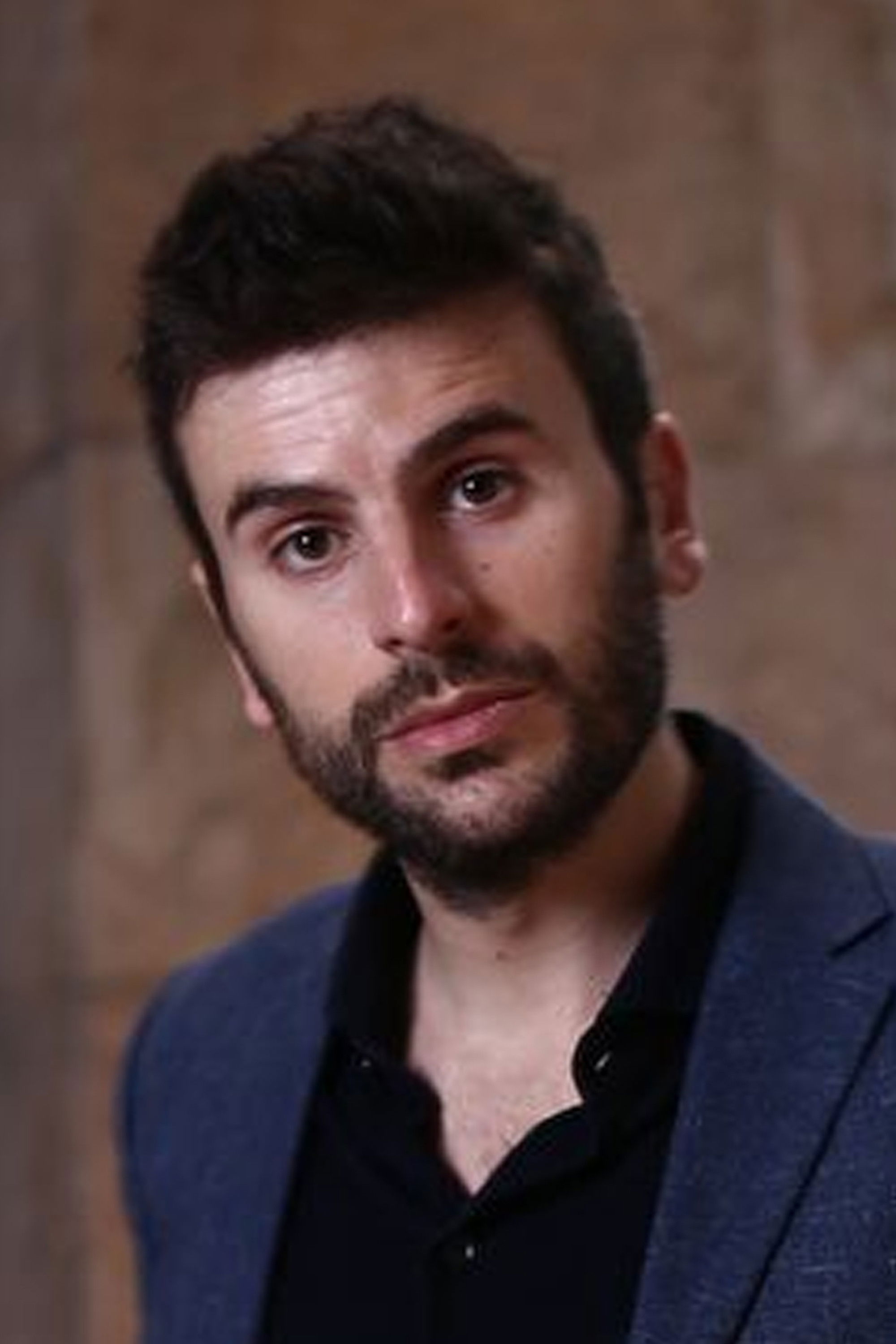 Gabriel Nicoli backdrop