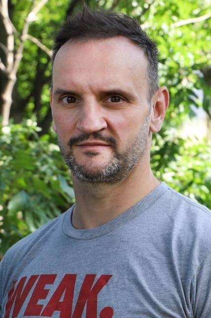 Tobias Ofenbauer backdrop