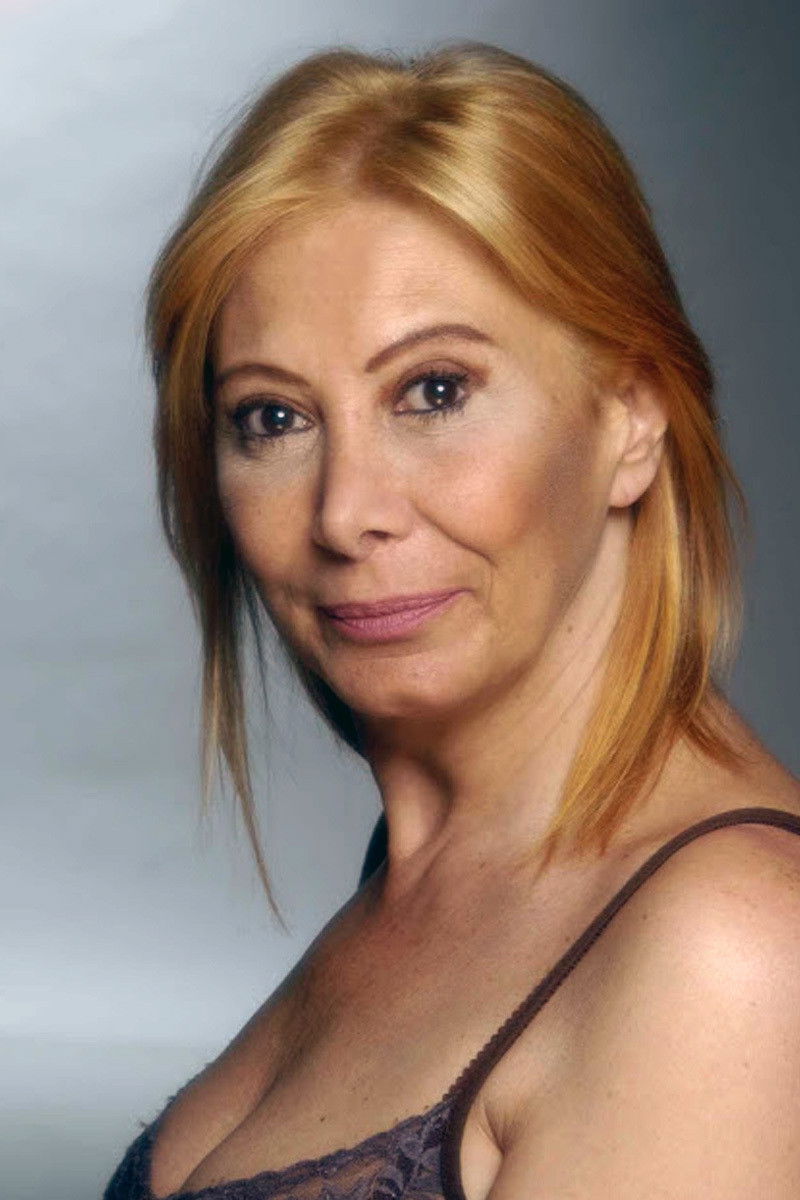 Betty Raiter backdrop