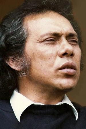 Clemente de la Cerda backdrop