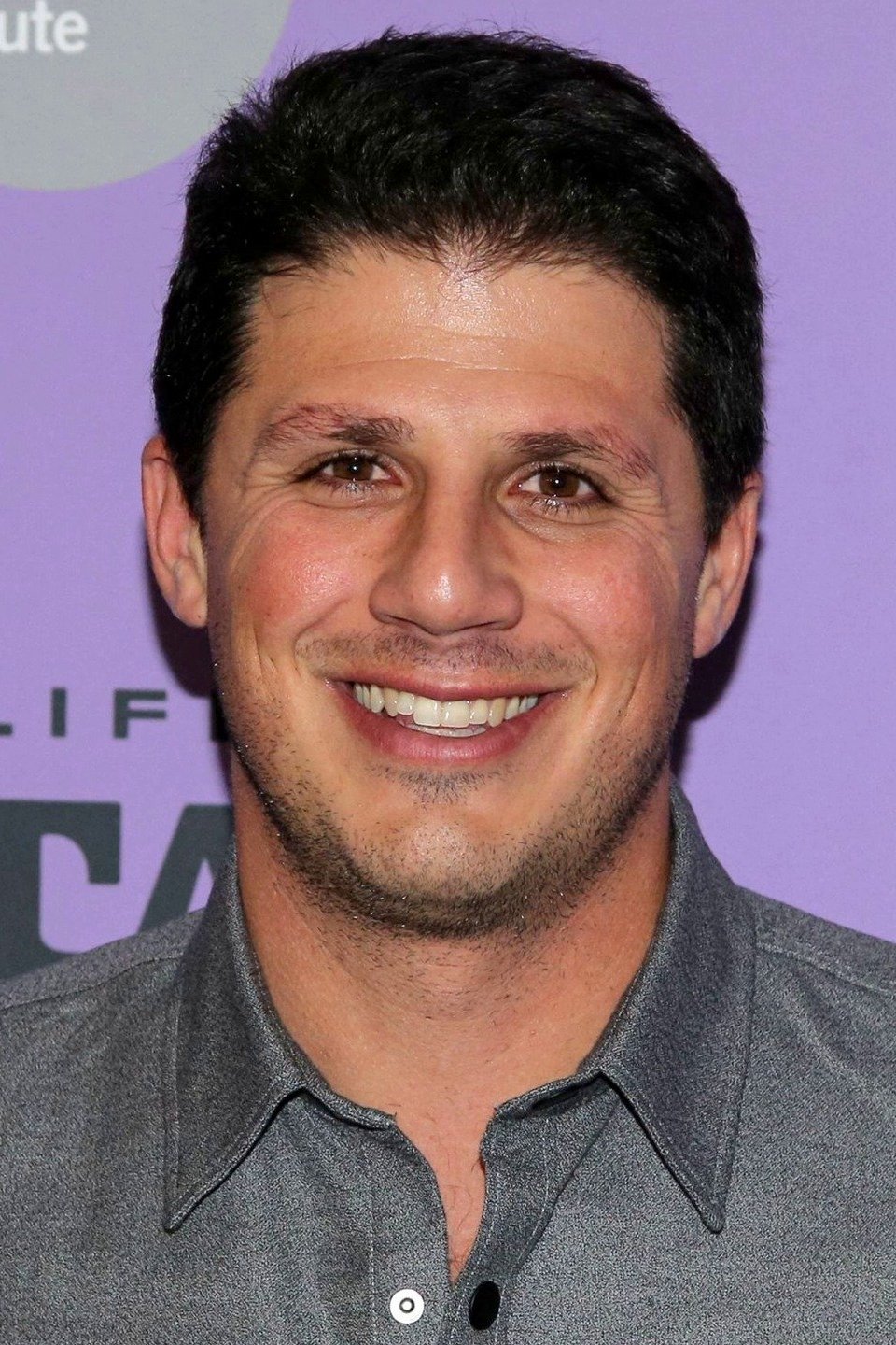 Jonathan Yunger backdrop