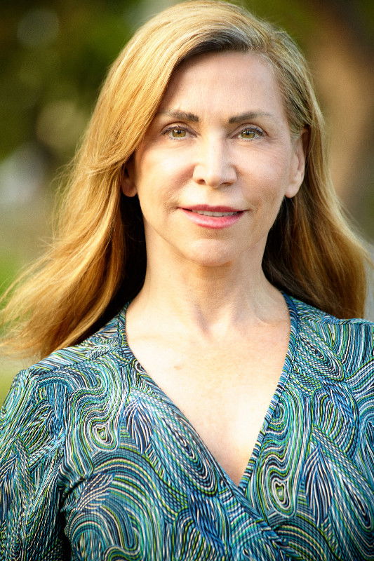 Elain Rinehart backdrop