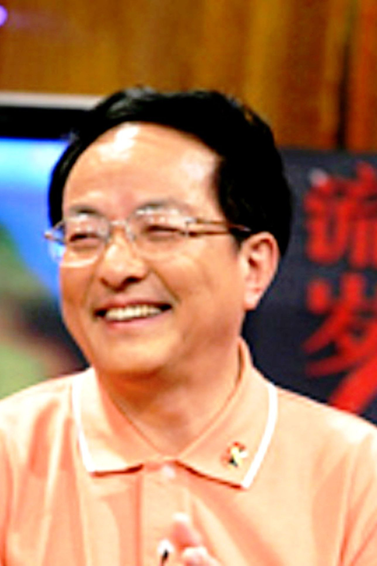 Wang Longji backdrop